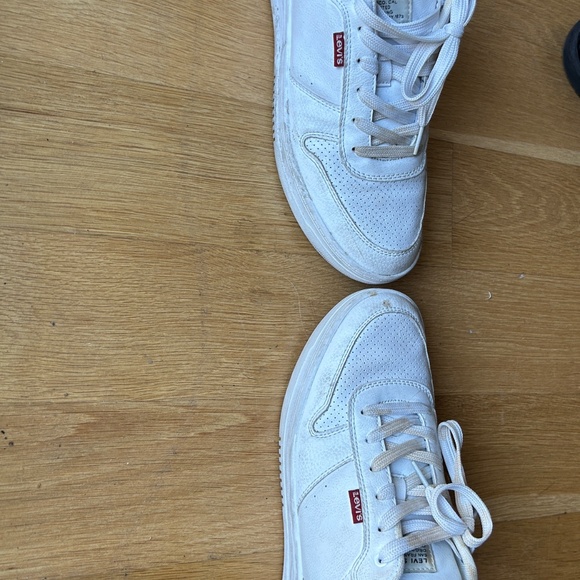 White Levi's Shoes Size 10 - Picture 7 of 14